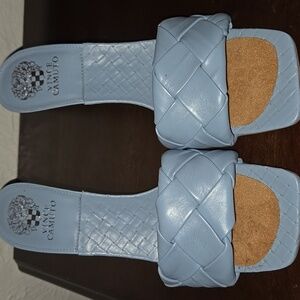 Vincent Camuto sandal